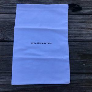 Avec Moderation Dust Bag White Only Dust Bag
